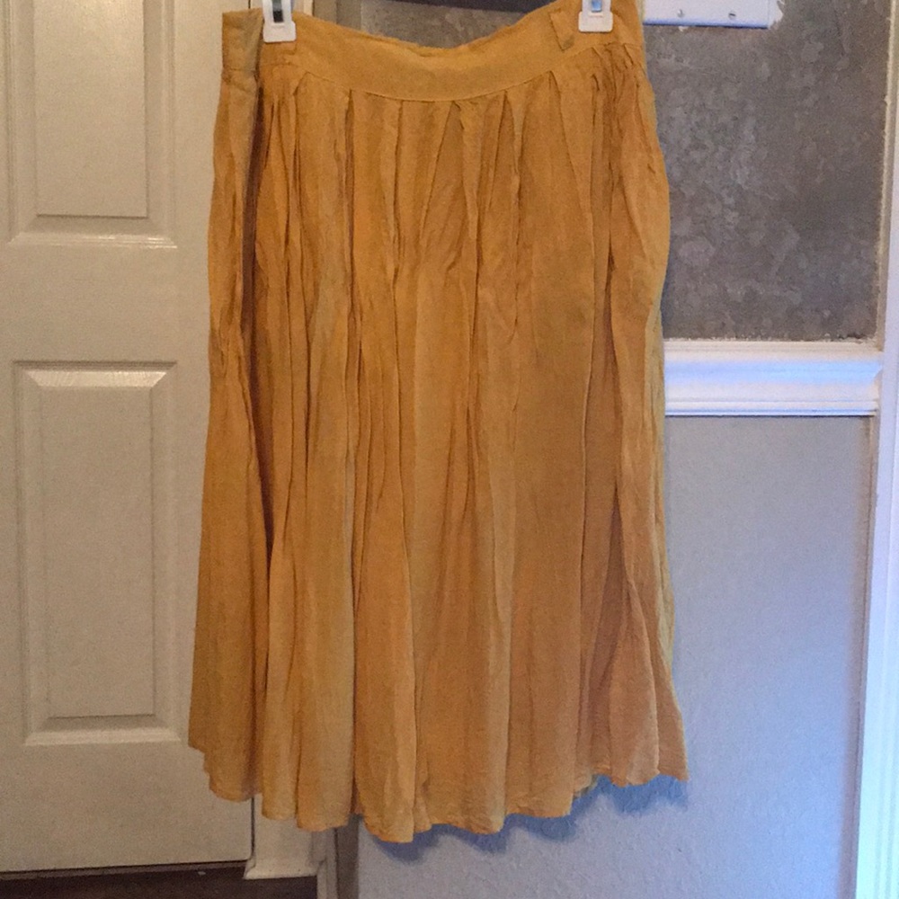 Mustard yellow spring skirt